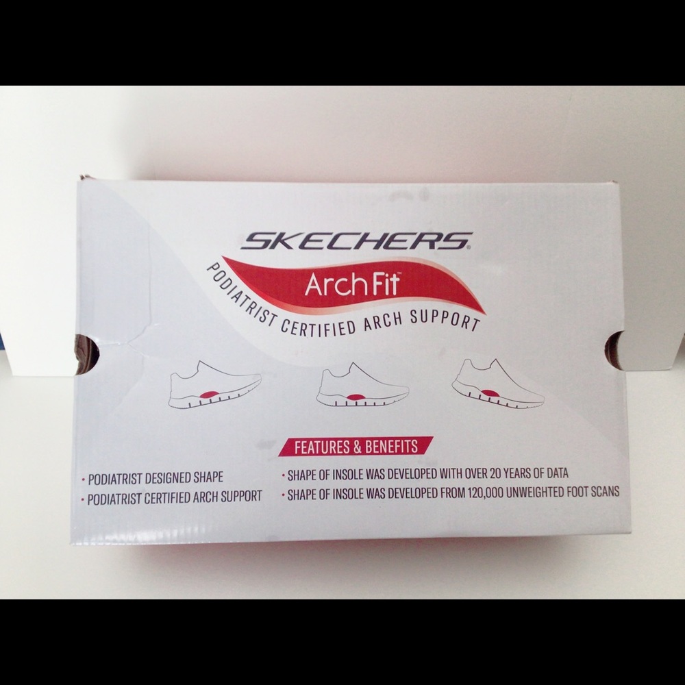 Skechers leather sneakers
